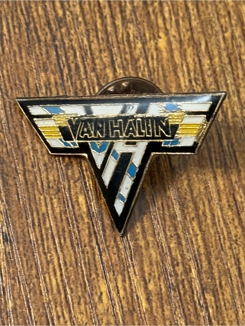 Vintage Van Halen VH Winged Logo Enamel Lapel Pin Hat Jacket Rock Band Music